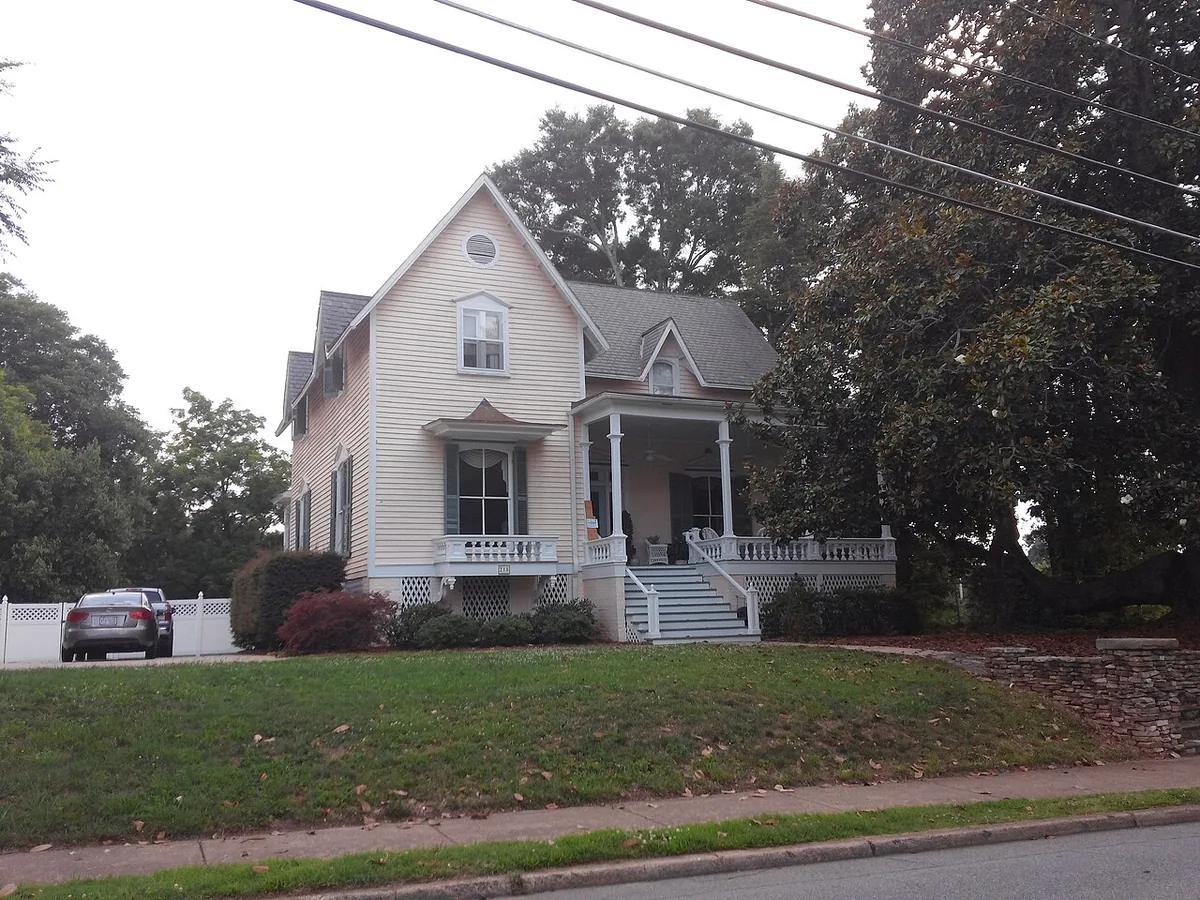 Home in the Lincolnton, NC area