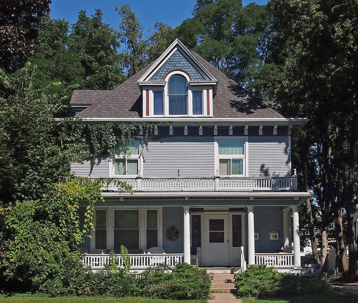 Home in the Mankato, MN area