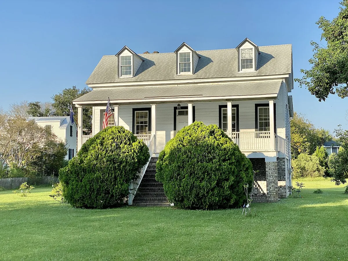 Home in the Mount Pleasant, SC area
