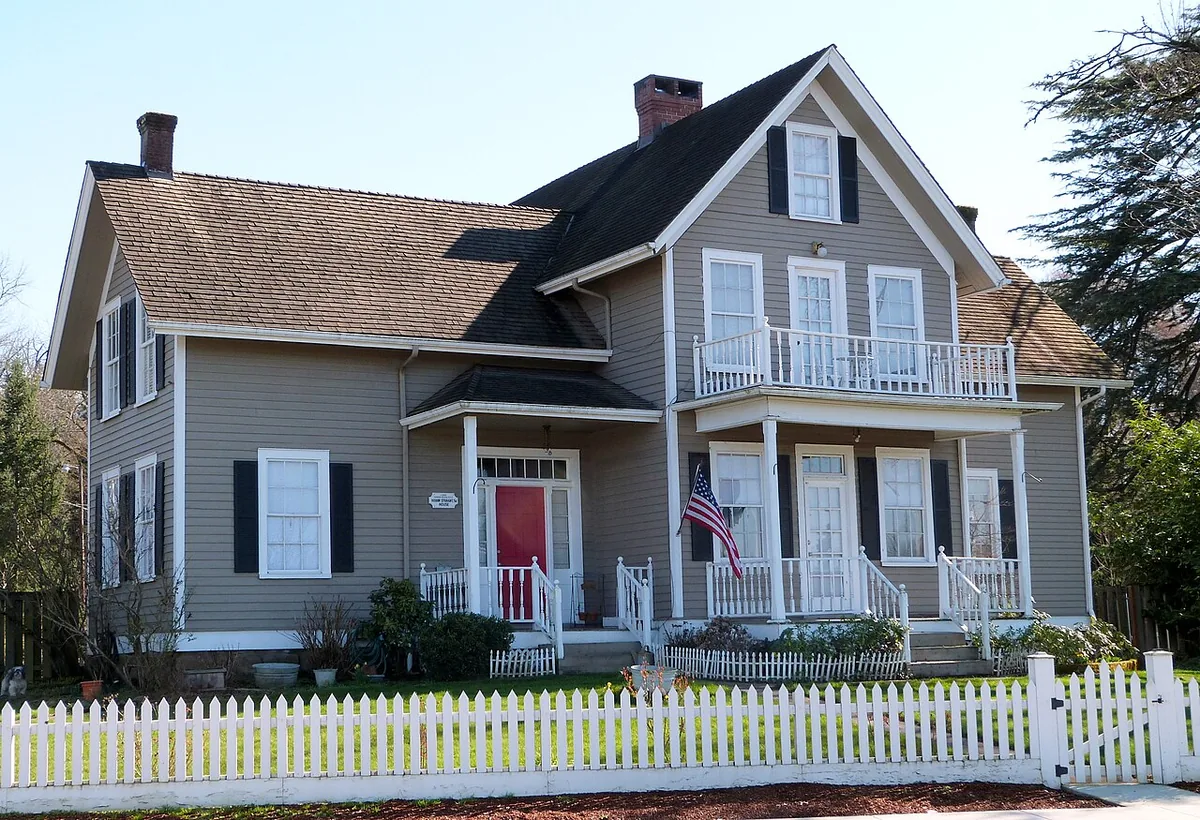 Home in the Oregon City, OR area