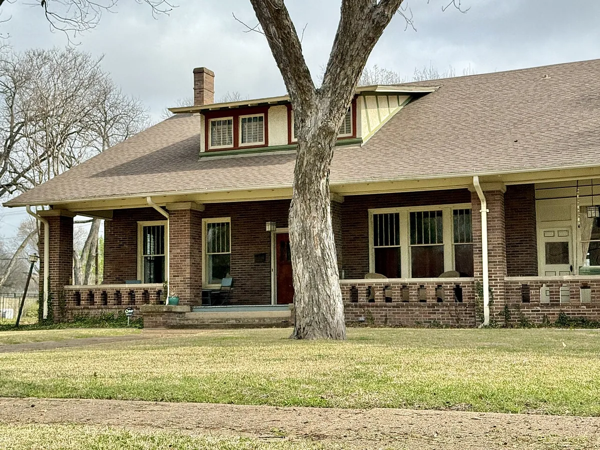 Home in the Waxahachie, TX area