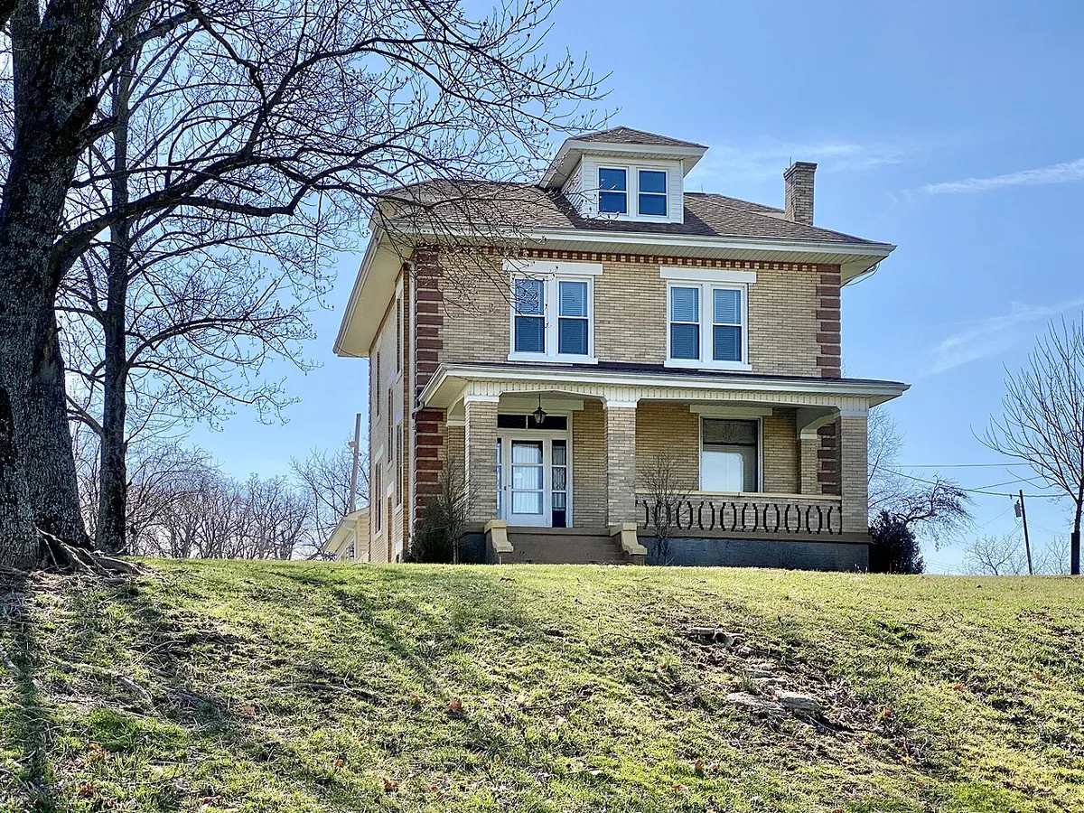 A brick house in Kentucky