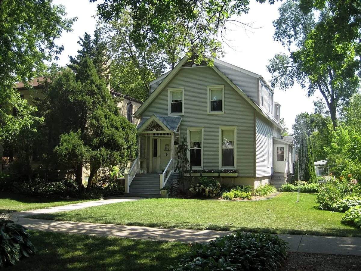 A green house in Illinois