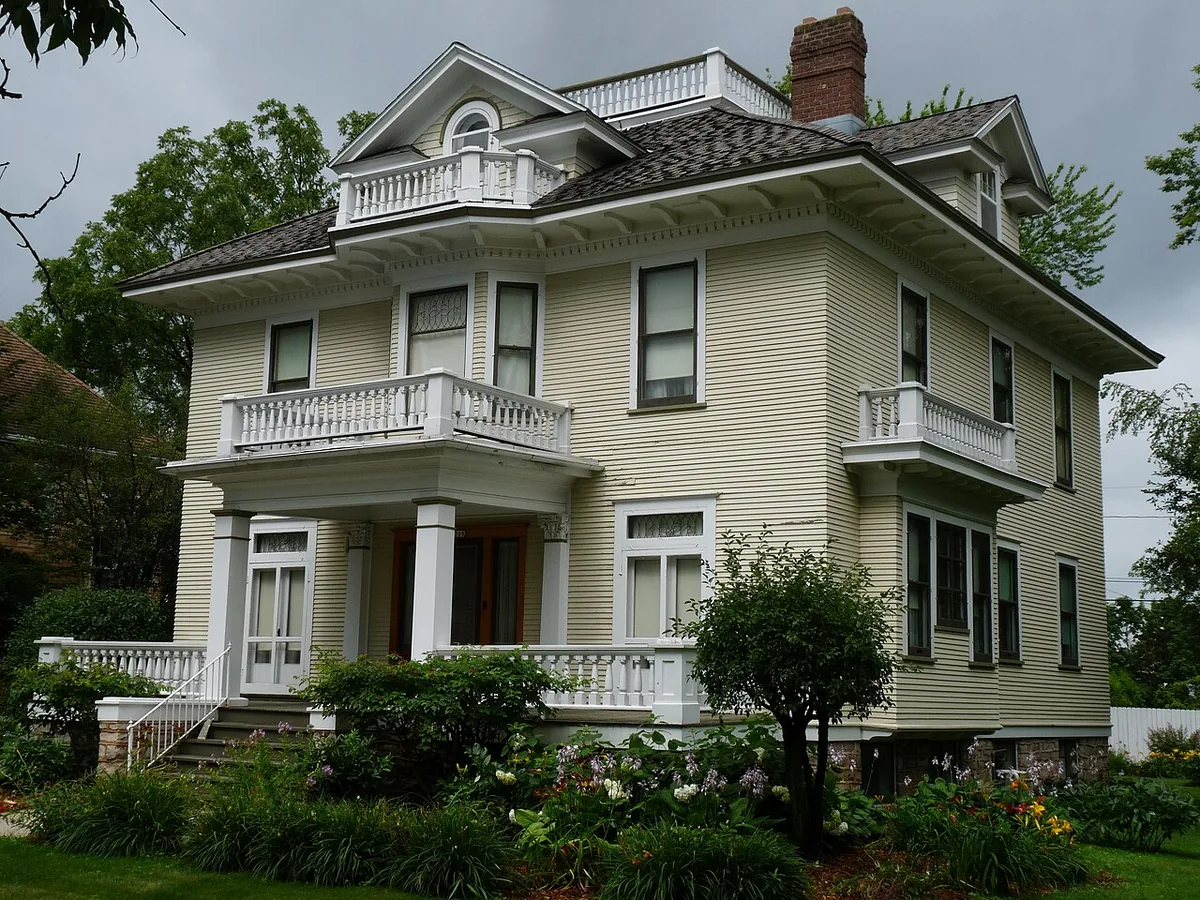 Home in the Marshfield, WI area
