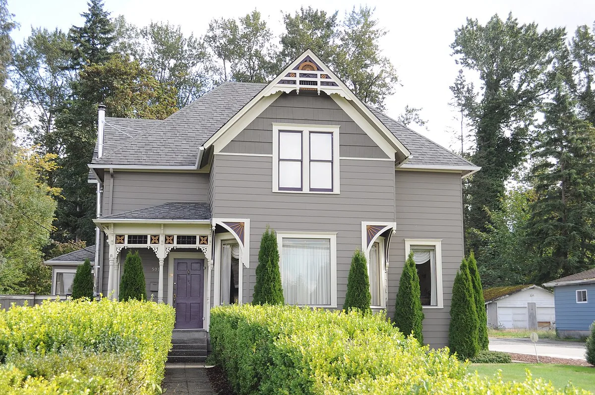 Home in the Monroe, WA area