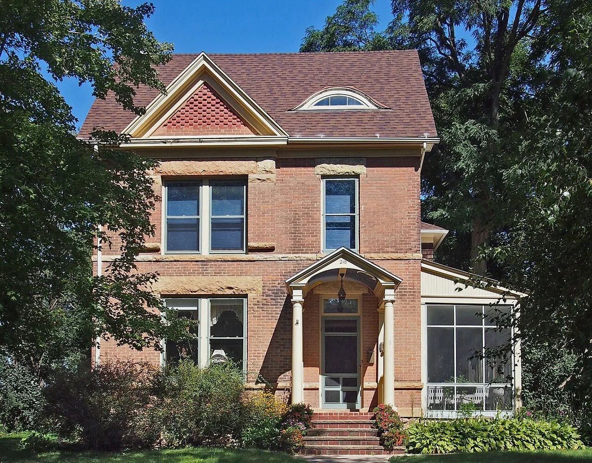 Home in the North Mankato, MN area