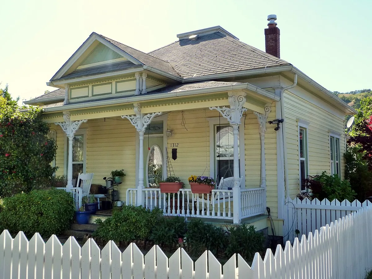 Home in the Roseburg, OR area