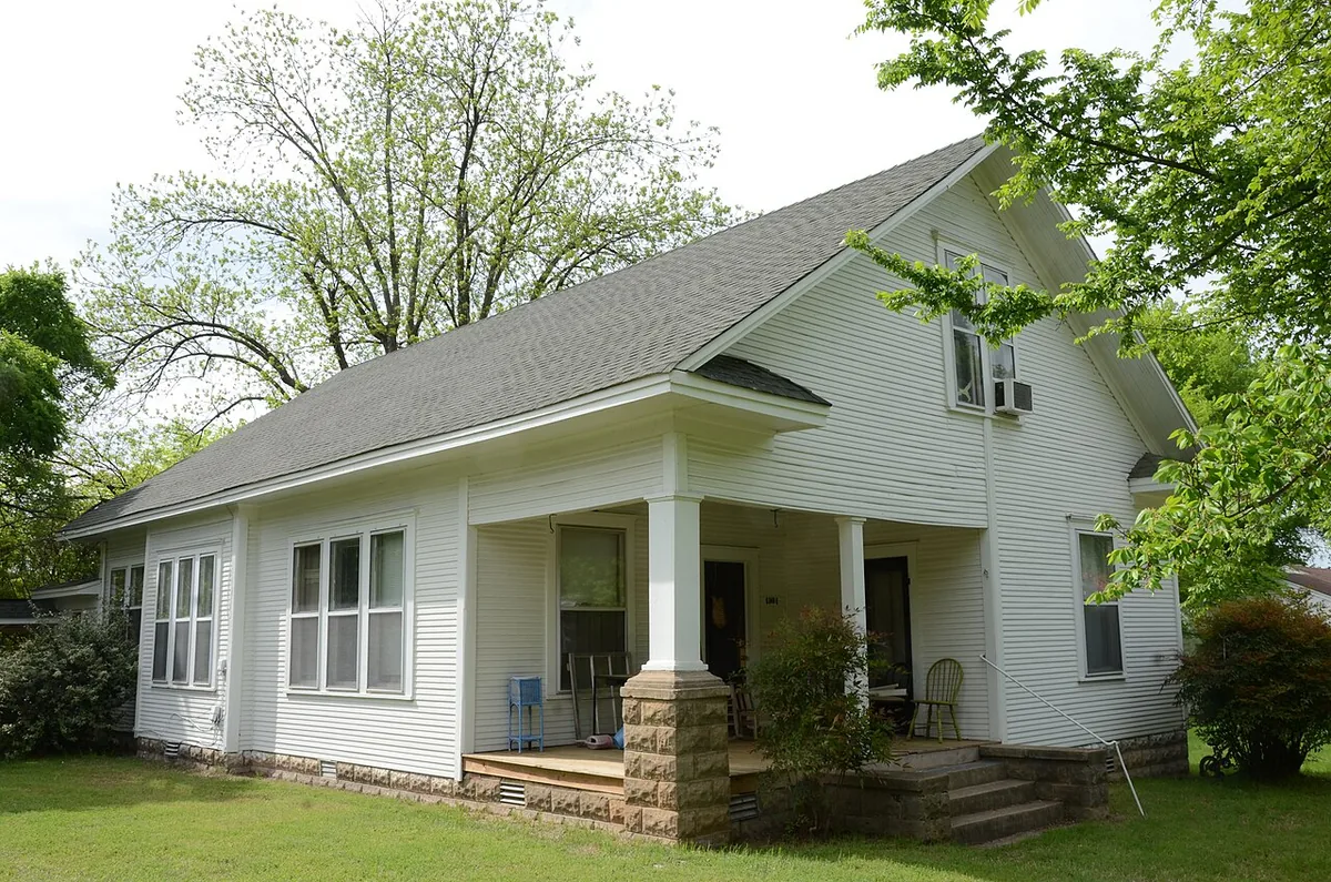 Home in the Russellville, AR area