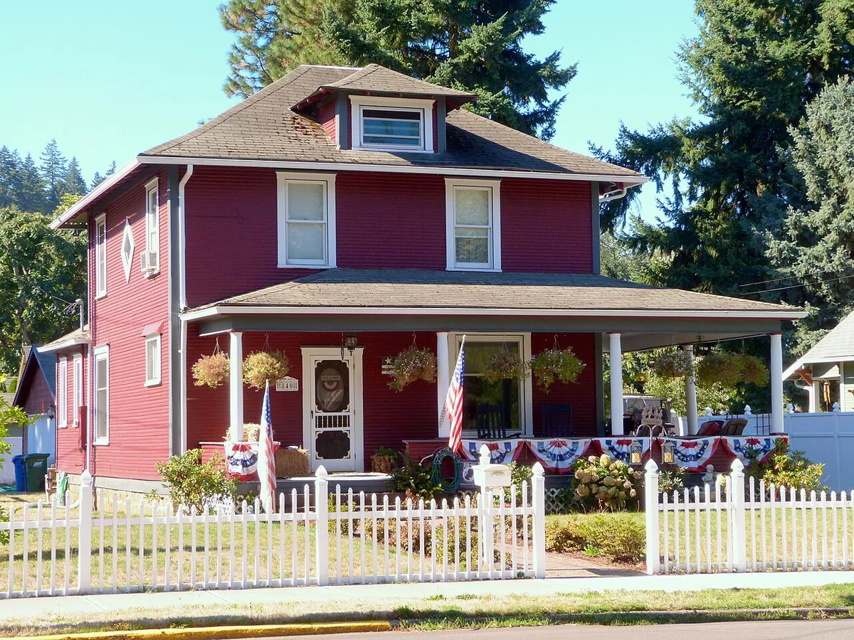 Home in the Silverton, OR area