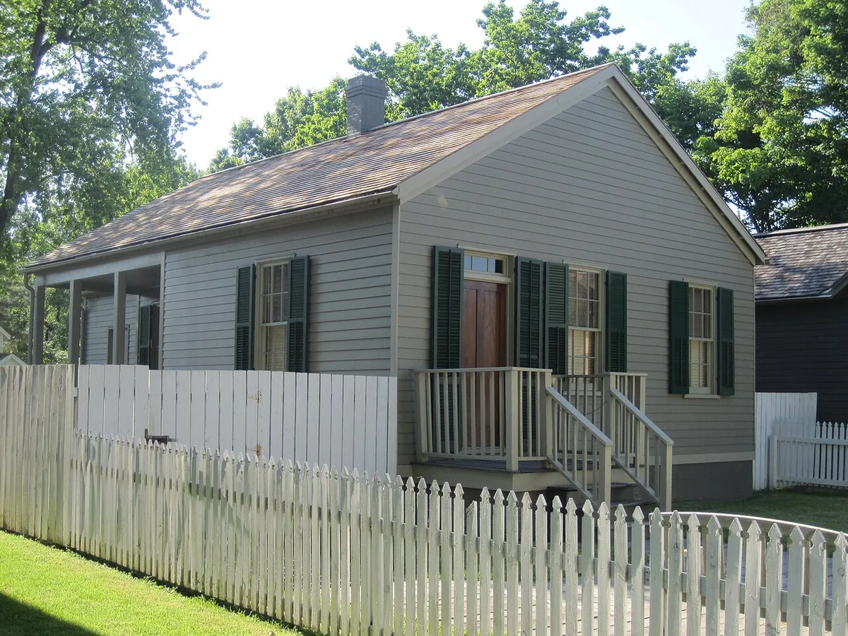 Home in the Springfield, IL area